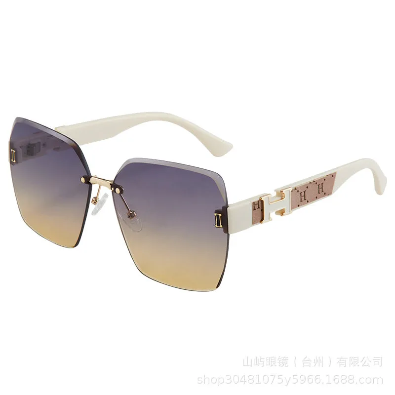 2024 New Internet Celebrity Fashion Women's Frameless Sunglasses Large Frame Fashion Trendy Sunglasses Anchor Live Broadcast Same Style