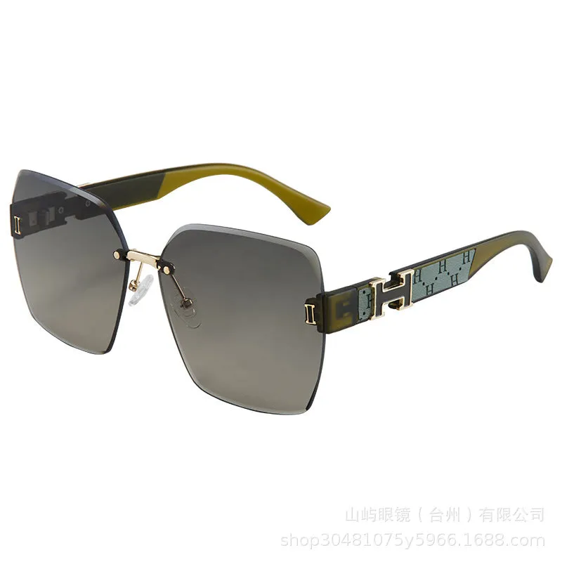 2024 New Internet Celebrity Fashion Women's Frameless Sunglasses Large Frame Fashion Trendy Sunglasses Anchor Live Broadcast Same Style