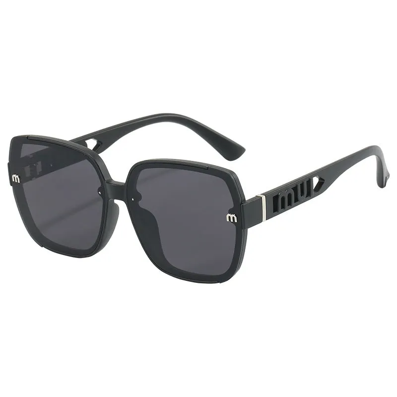 2025 Fashion Trend Letter M Design Sunglasses Large Frame Ins Personalized Street Photography Sunglasses Anti-UV