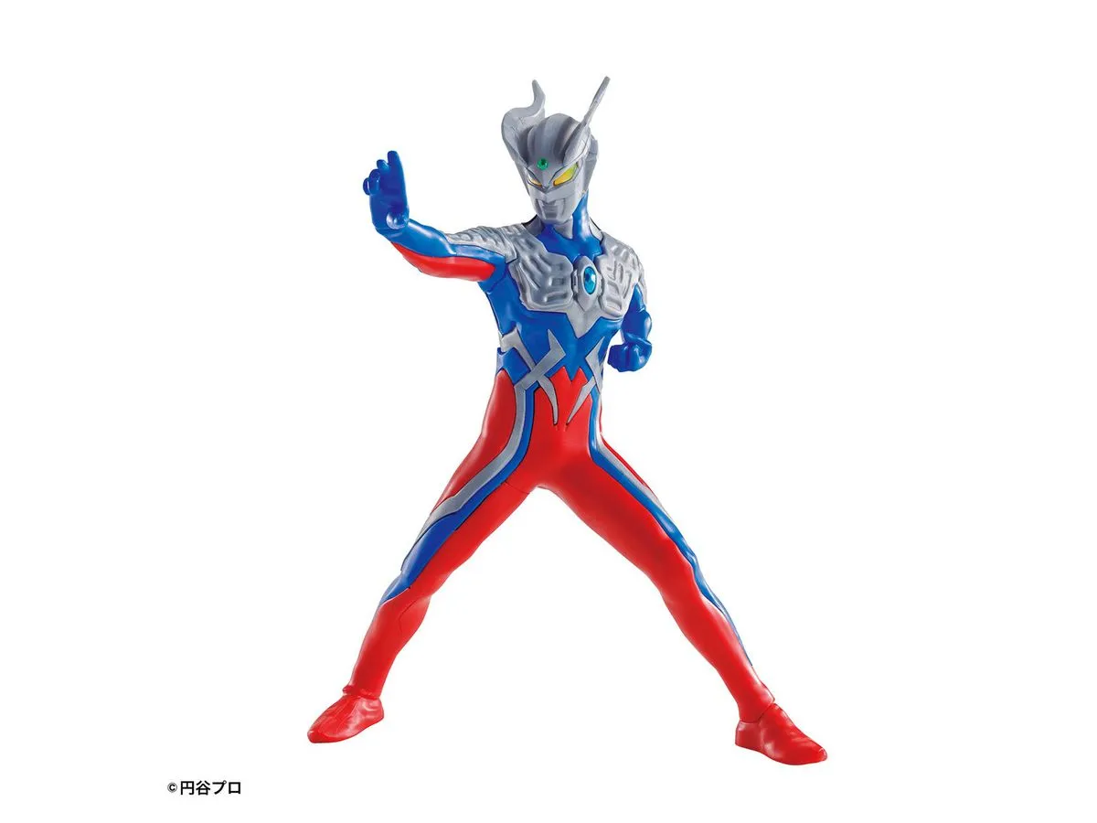 Bandai Entry Grade Ultraman Zero (Plastic Model Kit)