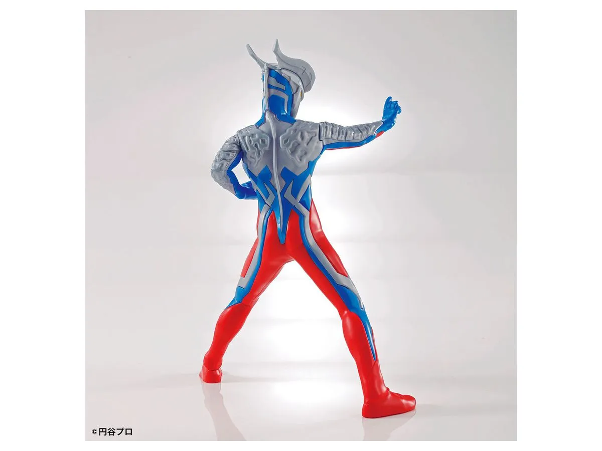 Bandai Entry Grade Ultraman Zero (Plastic Model Kit)