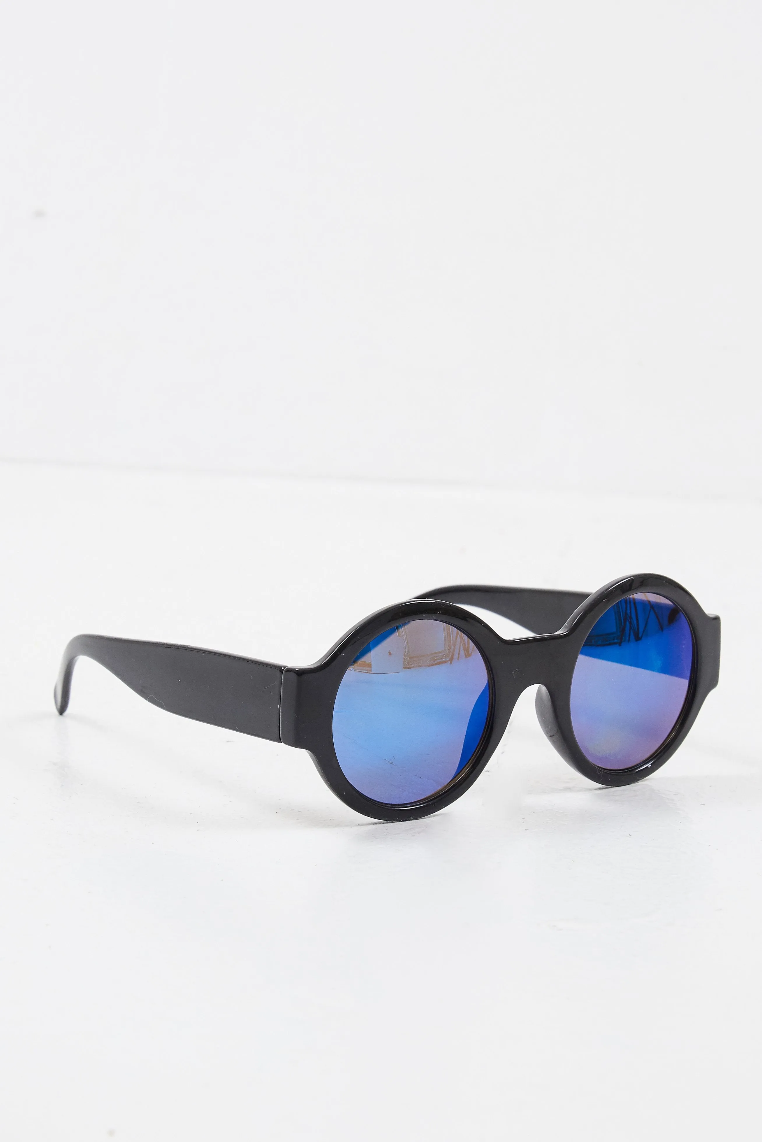 Black Iridescent Lens Round Frame Sunglasses - Teia