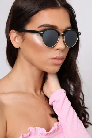 Black Mirrored Lens Aviator Sunglasses - Annica