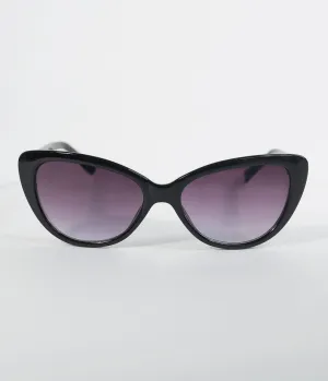 Classic Black Smirk Cat Eye Sunglasses