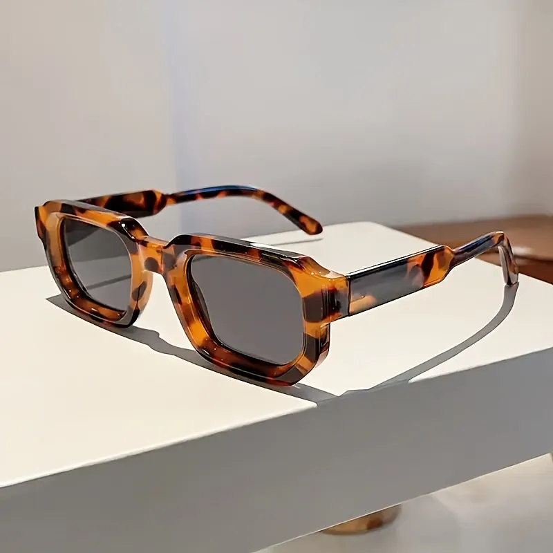 Classic Mens Square Frame Sunglasses Stylish Travel Essential