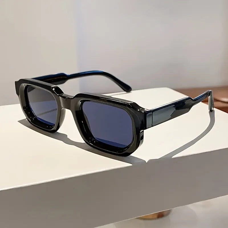 Classic Mens Square Frame Sunglasses Stylish Travel Essential