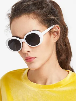 Contrast Frame Flat Lens Cat Eye Sunglasses