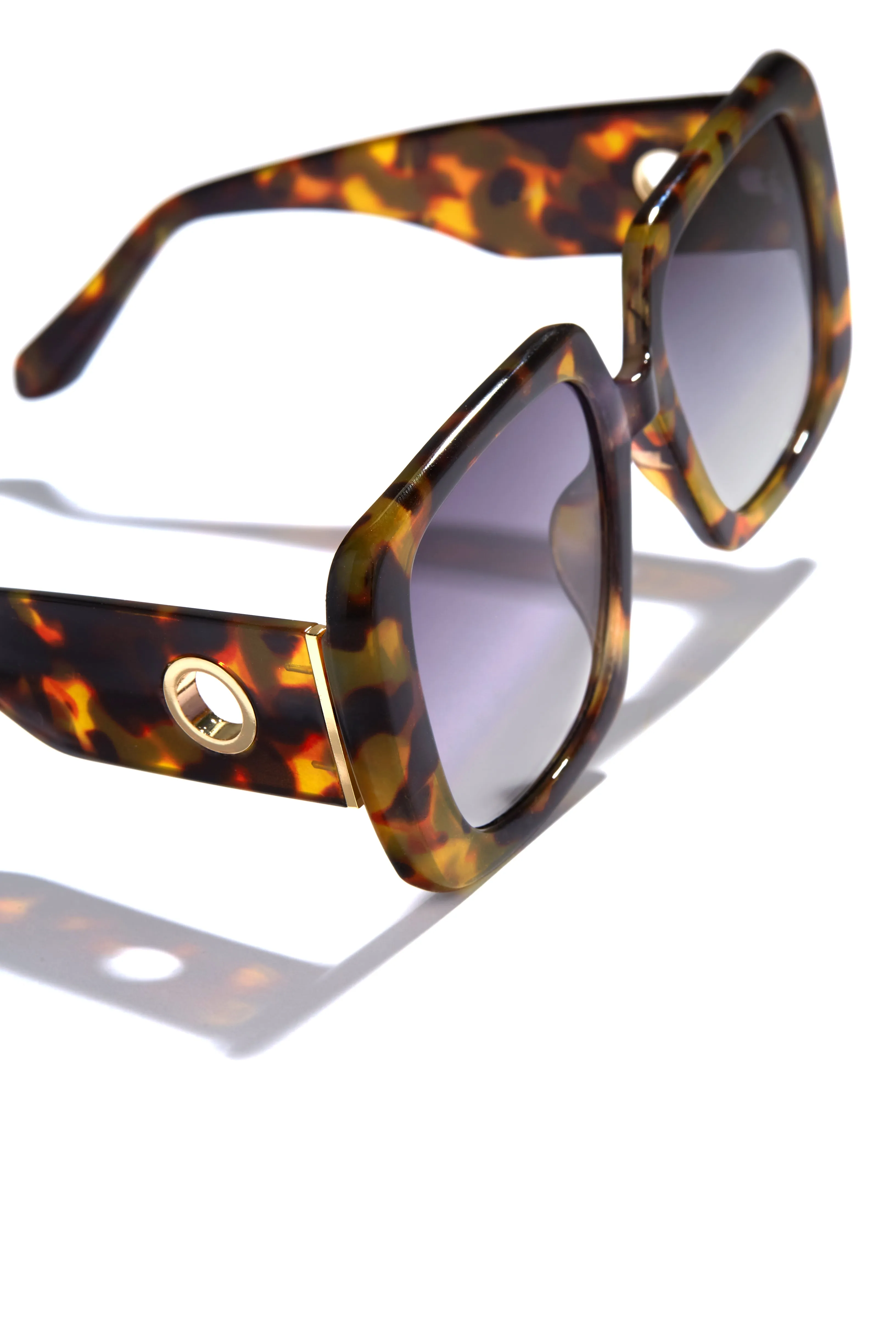 Krissa Oversized Square Sunglasses - Tortoise