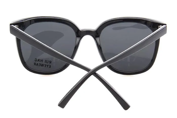 Rui Hao Women's Full Rim Square Polycarbonate Polarized Sunglasses 8036