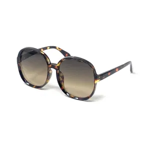 Vintage-Inspired Tortoiseshell Fashion Sunglasses